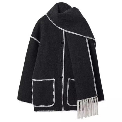 Manteau en laine avec écharpe