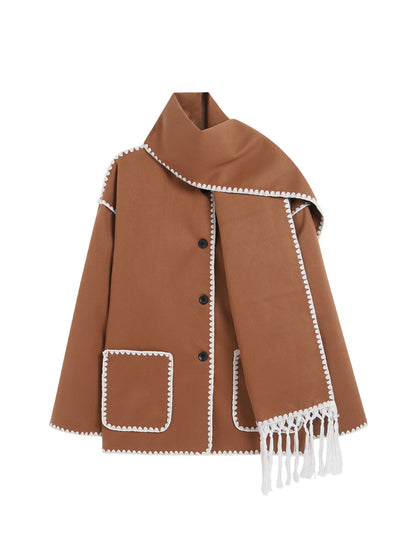 Manteau en laine avec écharpe