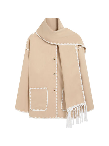Manteau en laine avec écharpe
