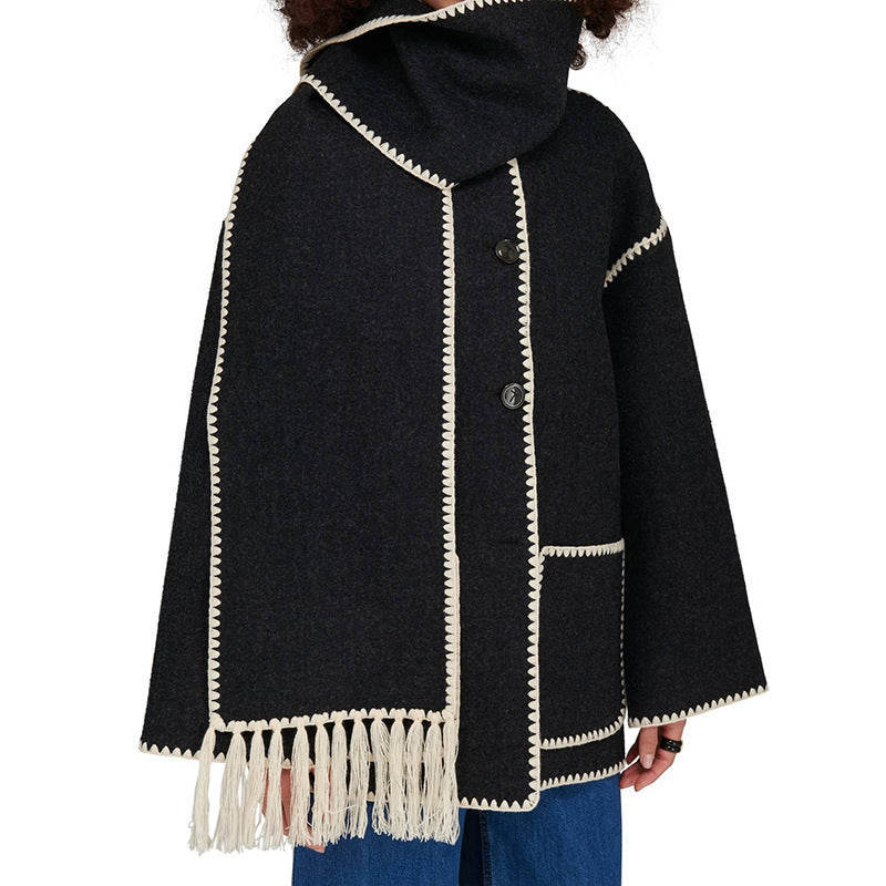 Manteau en laine avec écharpe